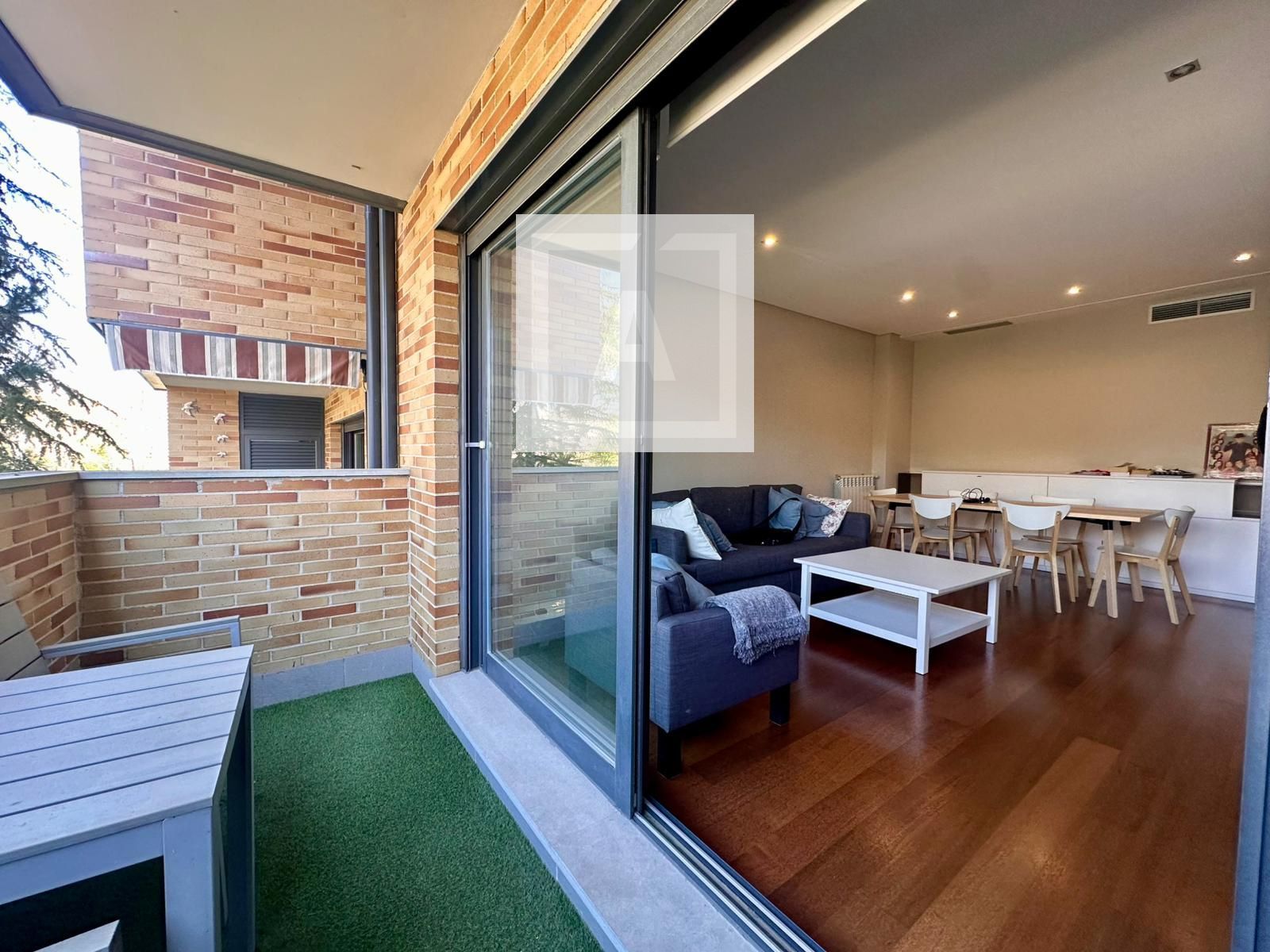 Piso de alquiler en Oporto, Avenida Europa