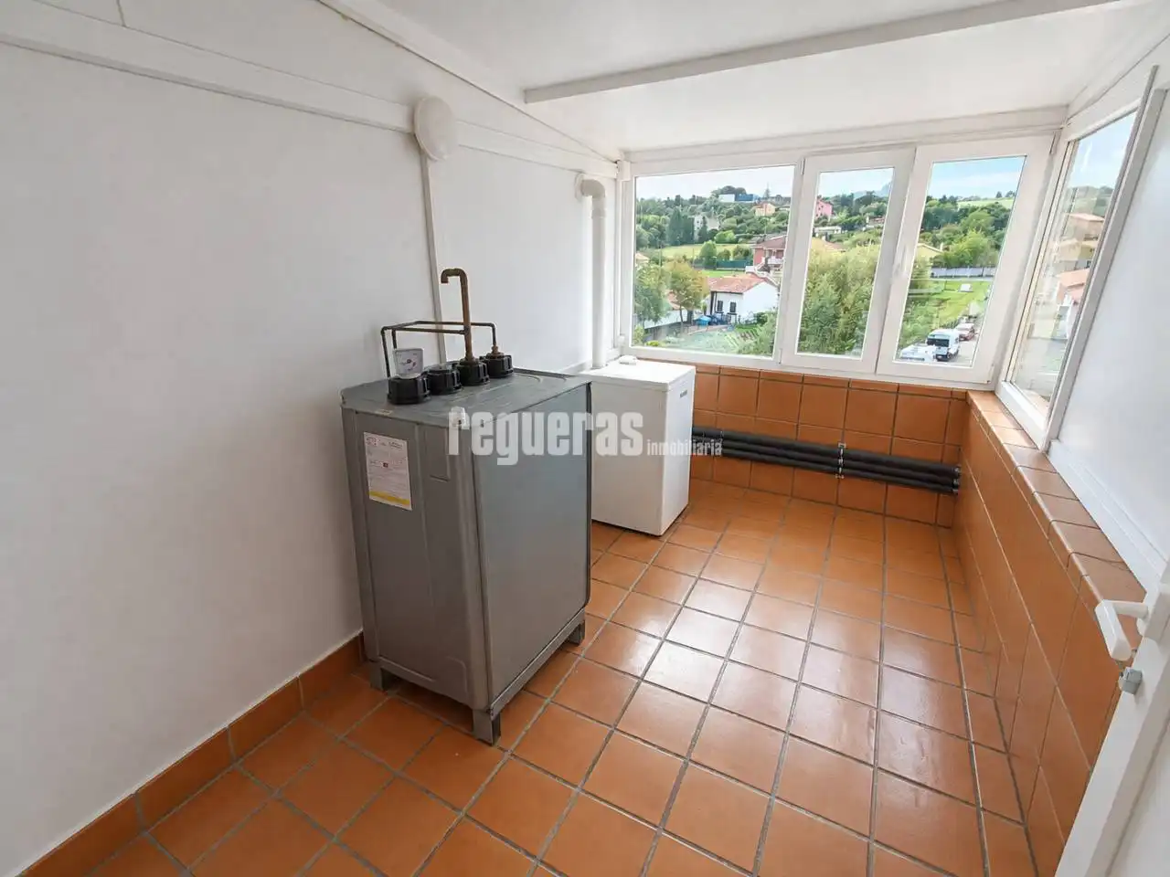 Houses for rent in Avilés  with Heating, Private garden and Furnished