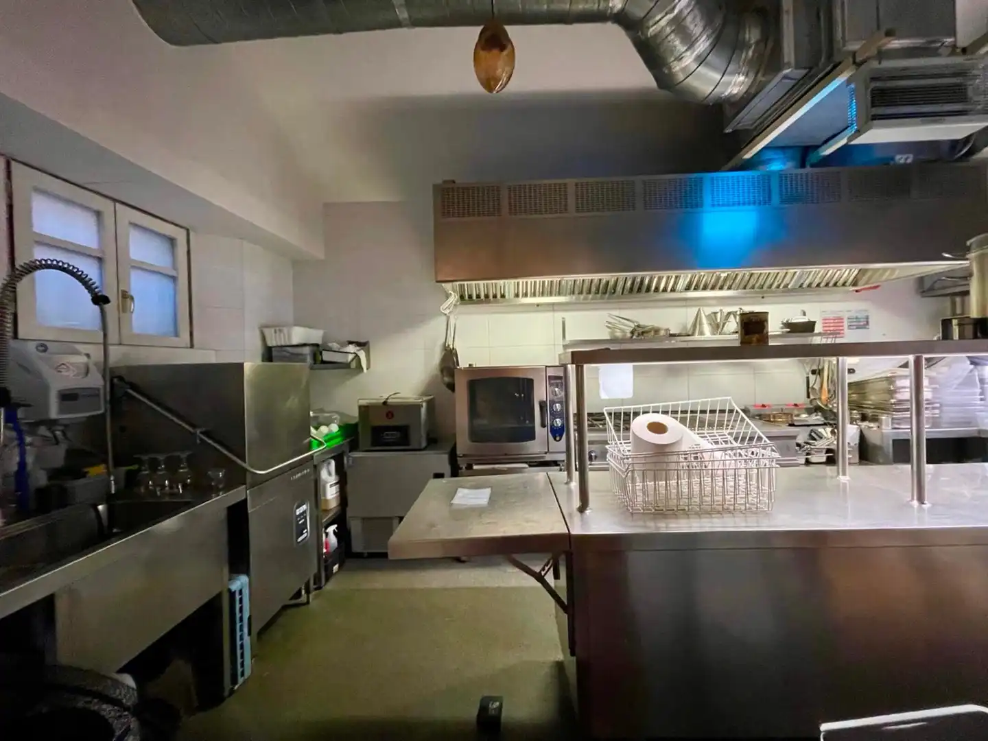 Commercial properties for transfer in Avinyo, Barri Gòtic