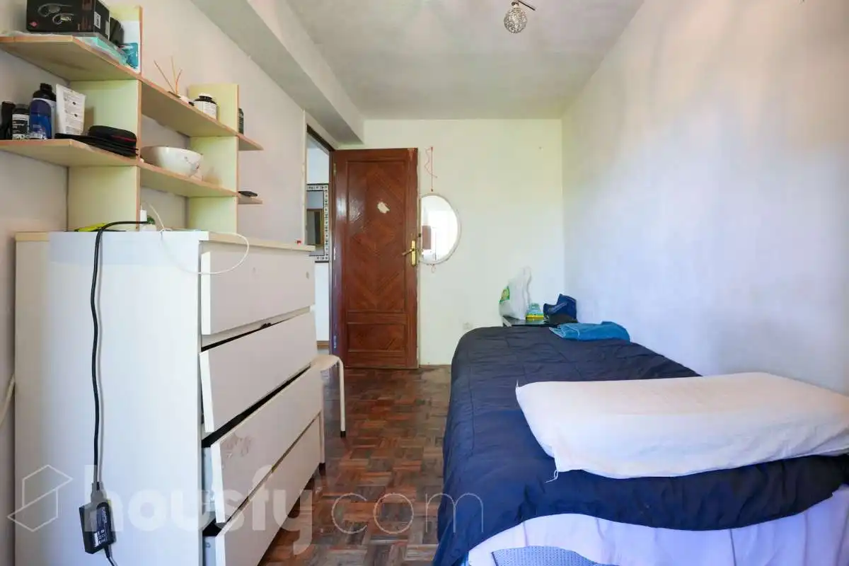 Dormitori de Pis en venda en Madrid amb Calefacció, Parquet i Terrassa