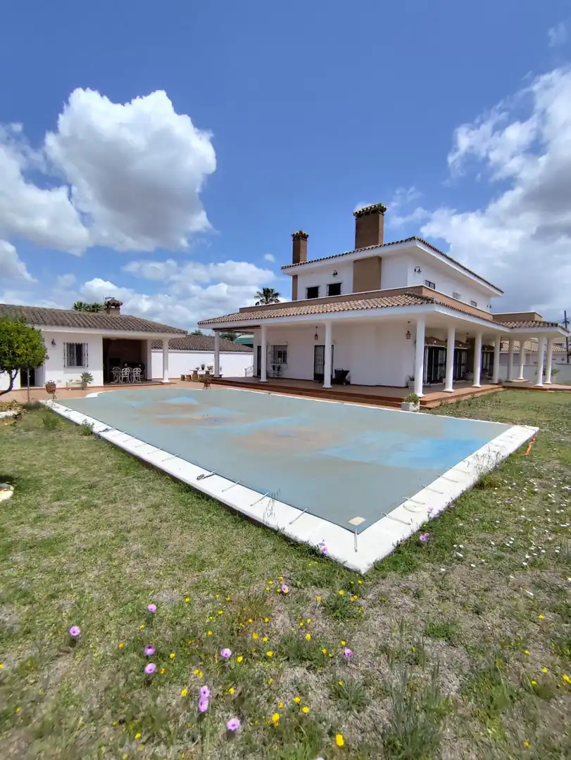 Piscina de Casa o xalet en venda en Arcos de la Frontera amb Terrassa, Traster i Piscina