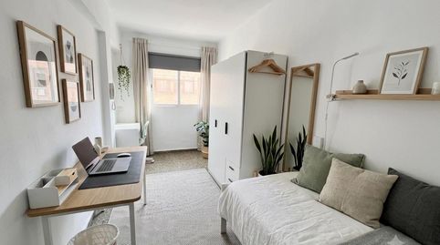 Foto 4 de Piso en venta en Oeta Serrano Clavero, Barrio de Benicalap, Valencia Capital