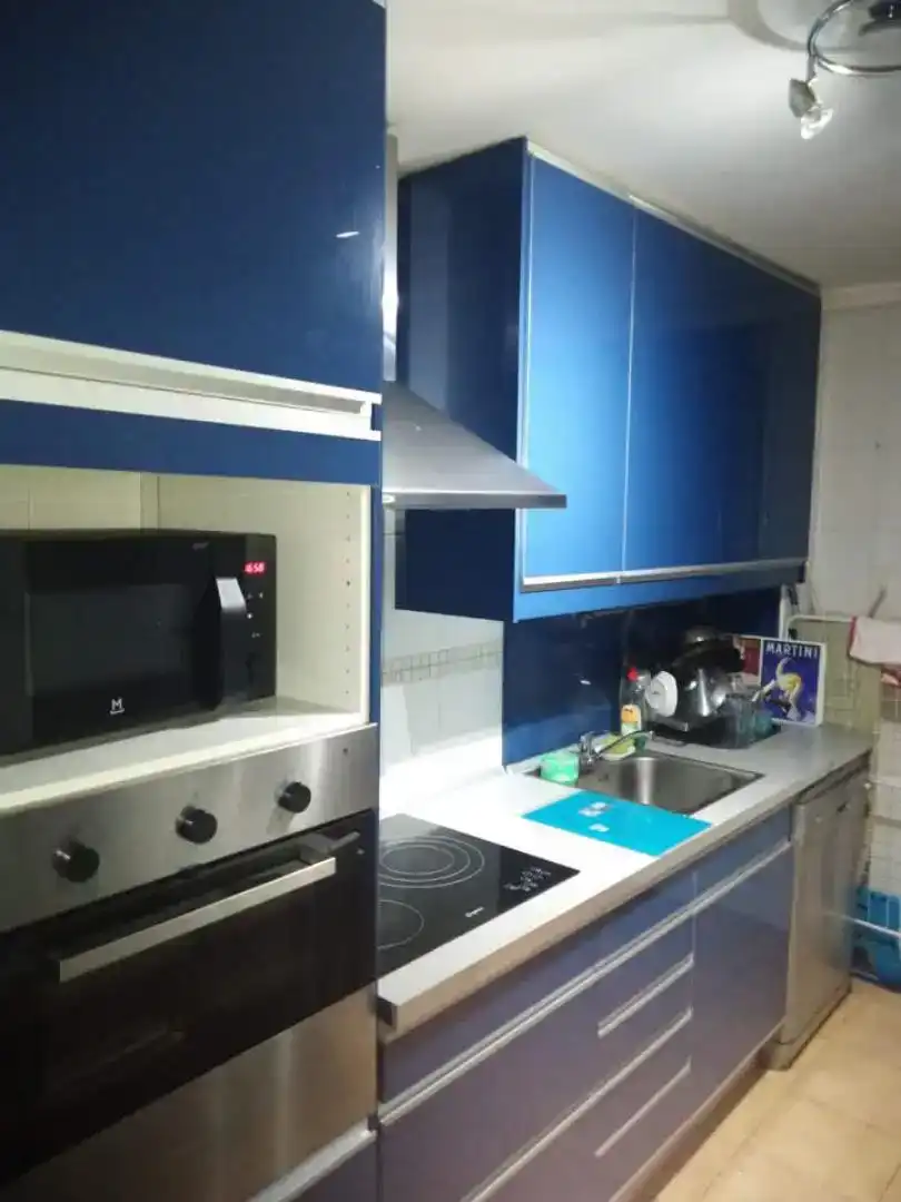 Cocina de Piso para compartir en Madrid con Parquet, Amueblado y Horno