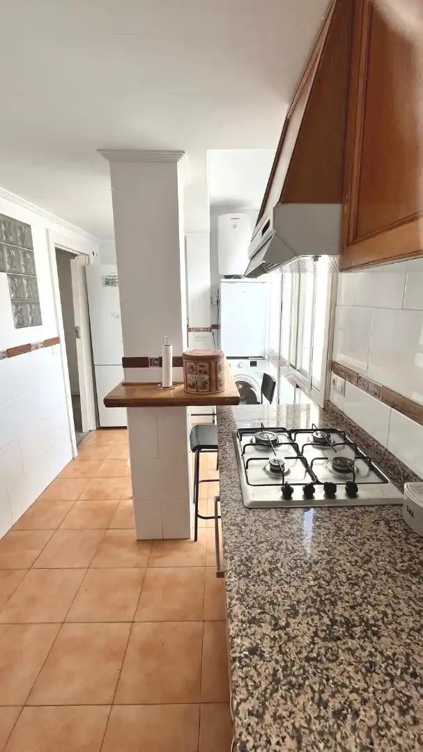 Kitchen of Flat for rent in Valencia  with Furnished, Oven and Washing machine
