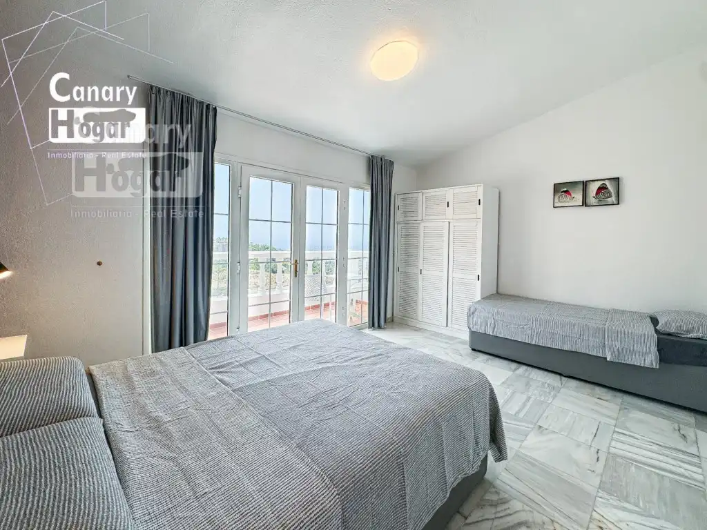 Detached house with pool for sale in Calle de Finlandia, imagen 15