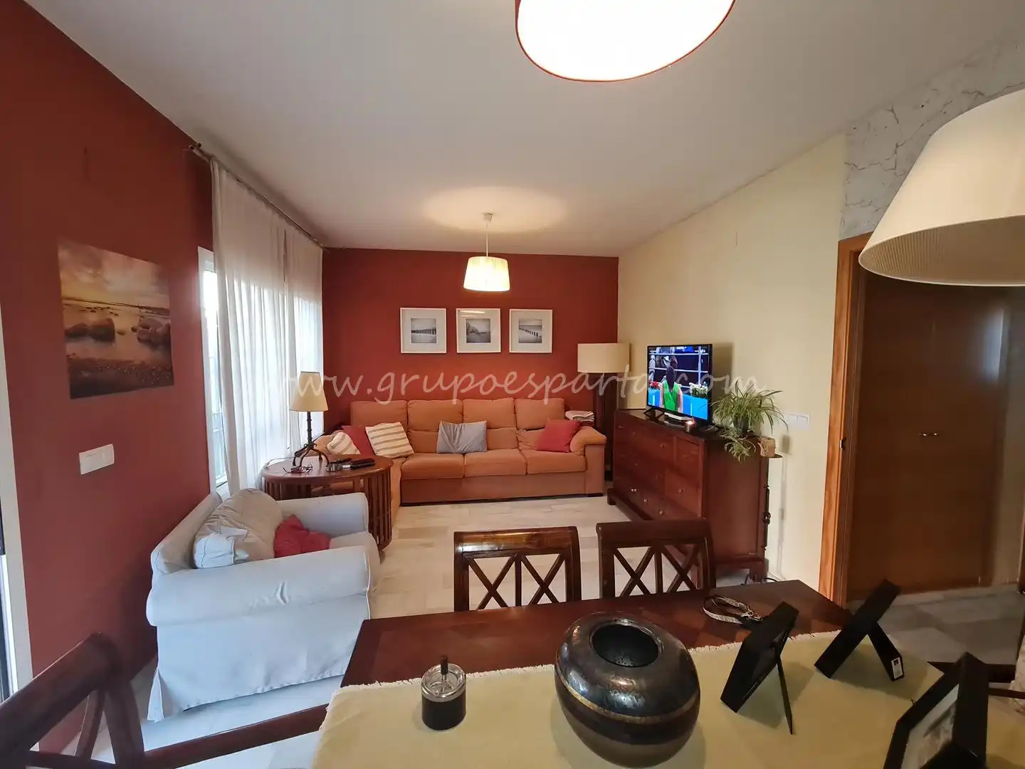 Sala de estar de Casa adosada en venta en Huévar del Aljarafe con Aire acondicionado, Jardín privado y Terraza