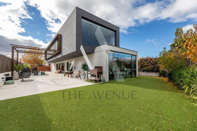 Casa-chalet en Venta en Valdecabañas