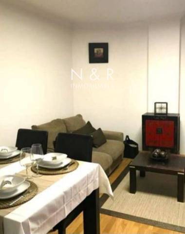 Ático en Alquiler en General Pardiñas en Ensanche - Sar