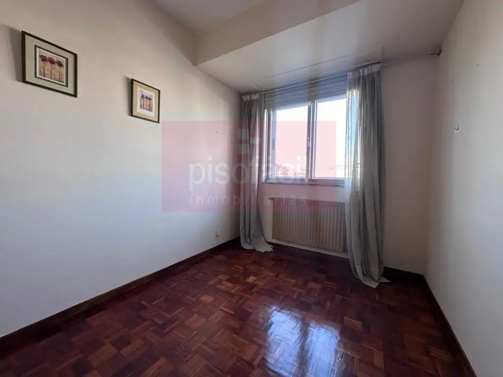 Dormitori de Pis en venda en Lugo Capital