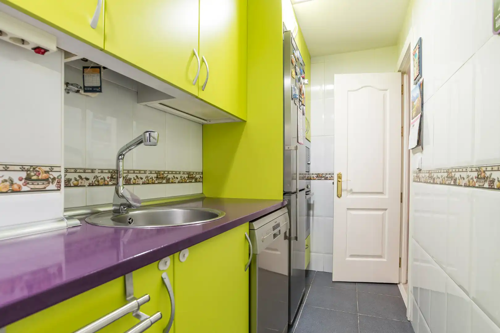 Cocina de Piso en venta en Madrid con Aire acondicionado, Calefacción y Piscina comunitaria