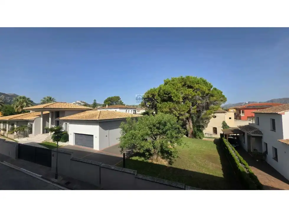Vista exterior de Dúplex en venda en Pedreguer amb Calefacció i Moblat