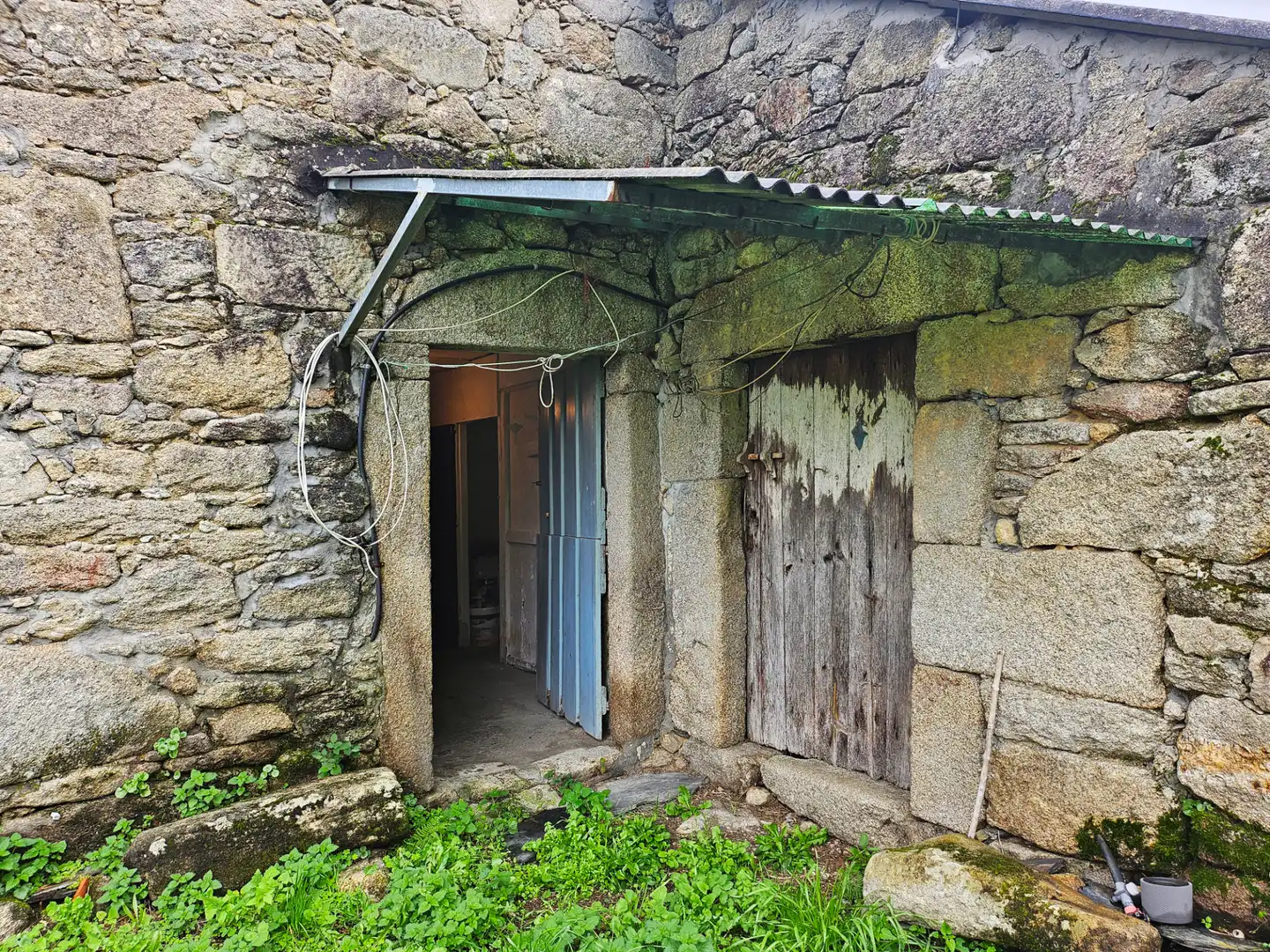 Vista exterior de Casa o xalet en venda en Irixoa amb Jardí privat i Traster