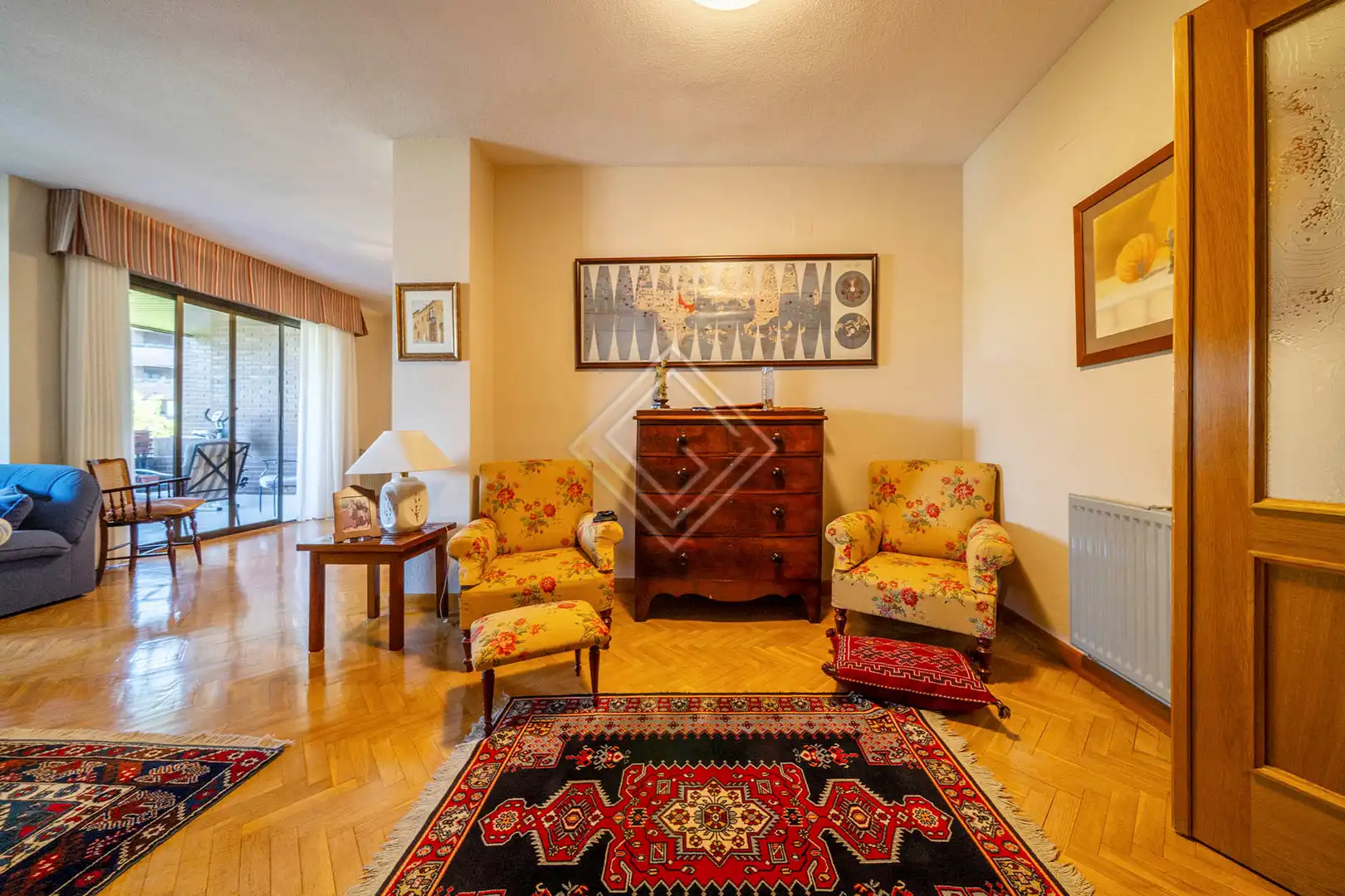 Living room of Flat for sale in Madrid  with Private garden, Terrace and Community pool