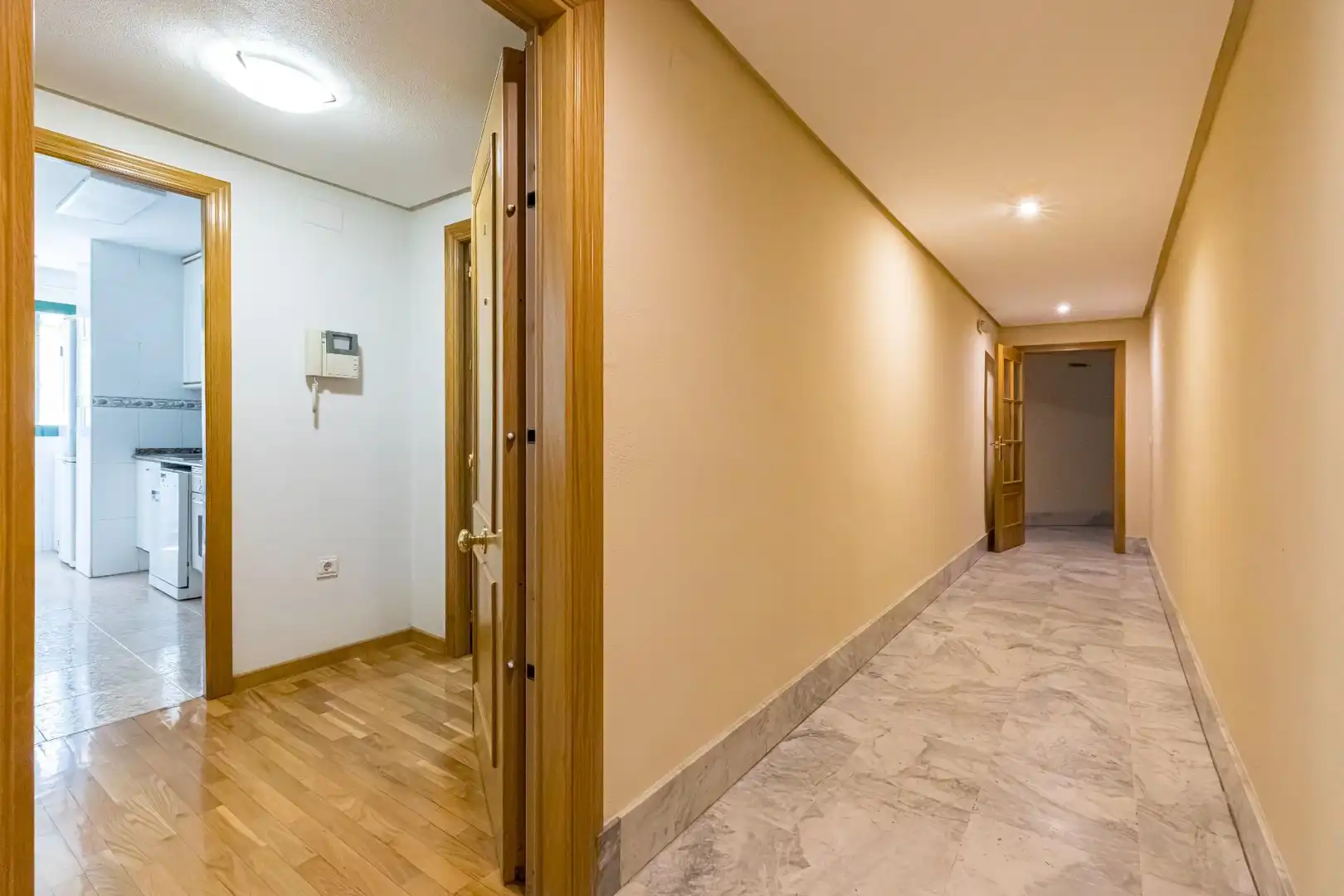 Piso en venta en Murcia con Aire acondicionado, Parquet y Trastero