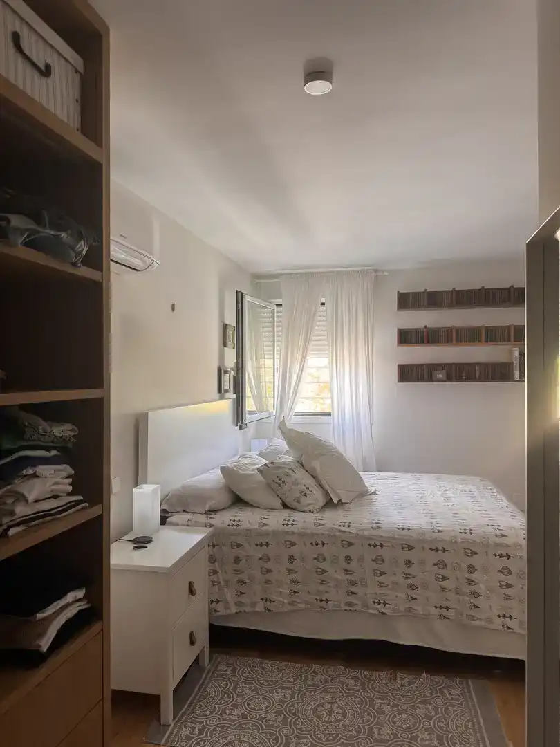 Habitación de Casa o chalet en venta en  Madrid Capital con Aire acondicionado y Balcón