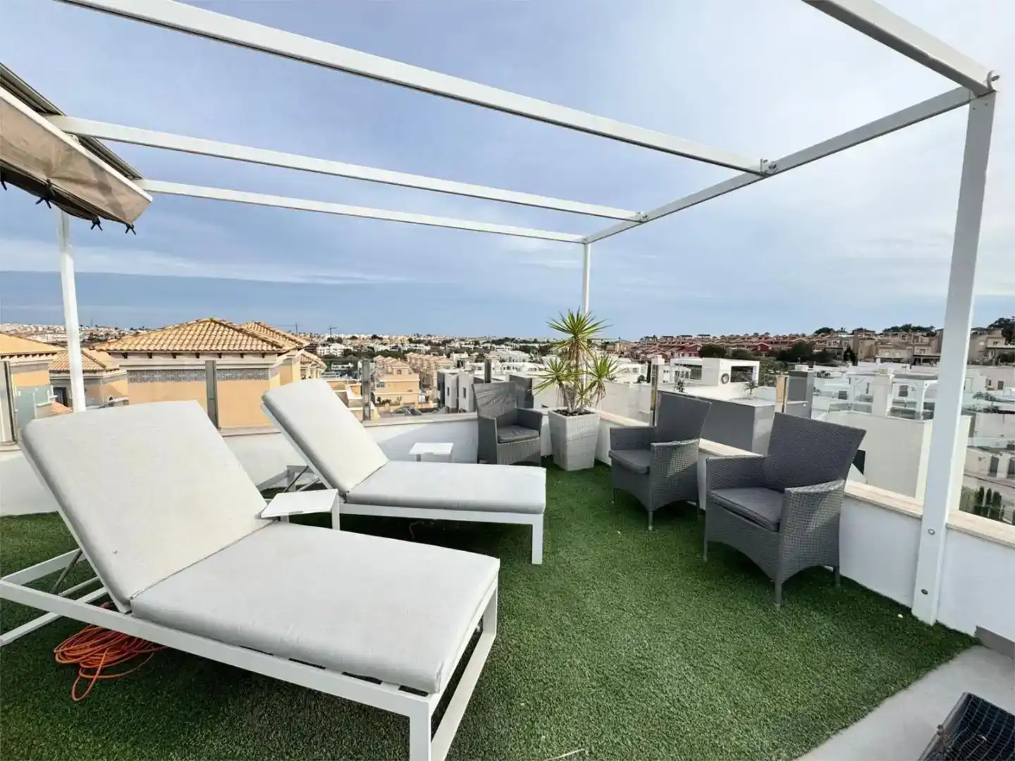 Terraza de Piso en venta en Orihuela con Aire acondicionado, Piscina y Balcón