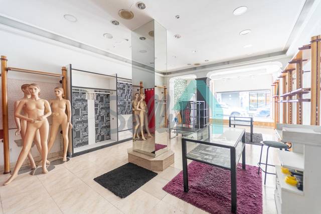 Local comercial en Alquiler en Marqués De Teverga en Plaza de América