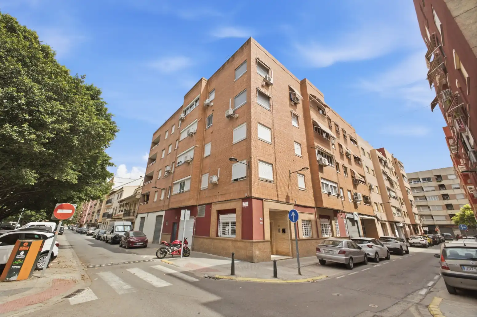 Exterior view of Flat for sale in Alaquàs  with Air Conditioner and Heating