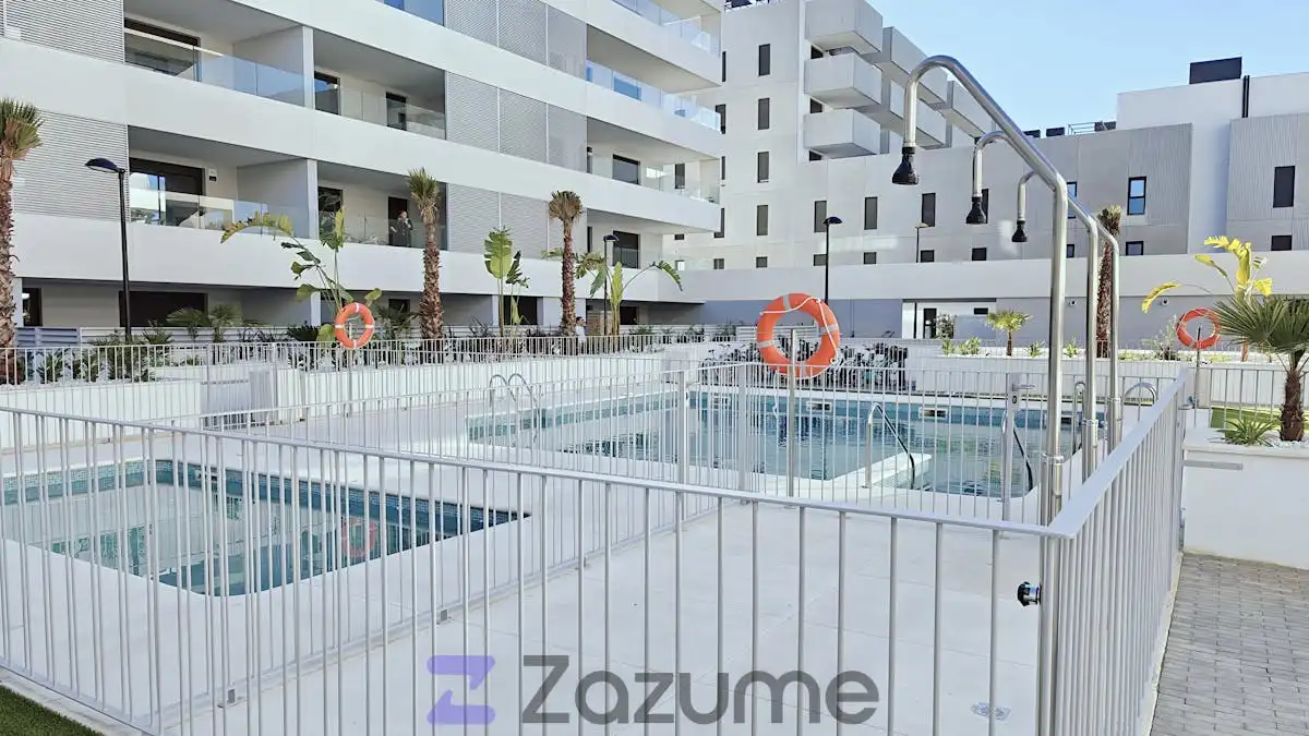 Flat for rent in Calle Haití, Palmas Altas