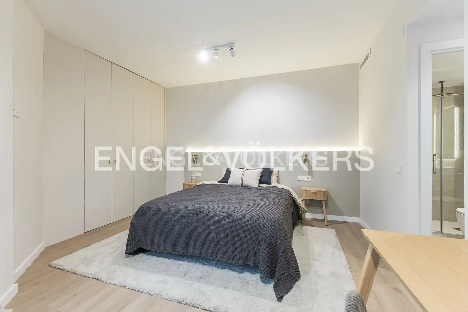 Piso en venta en Barcelona con Aire acondicionado, Calefacción y Parquet