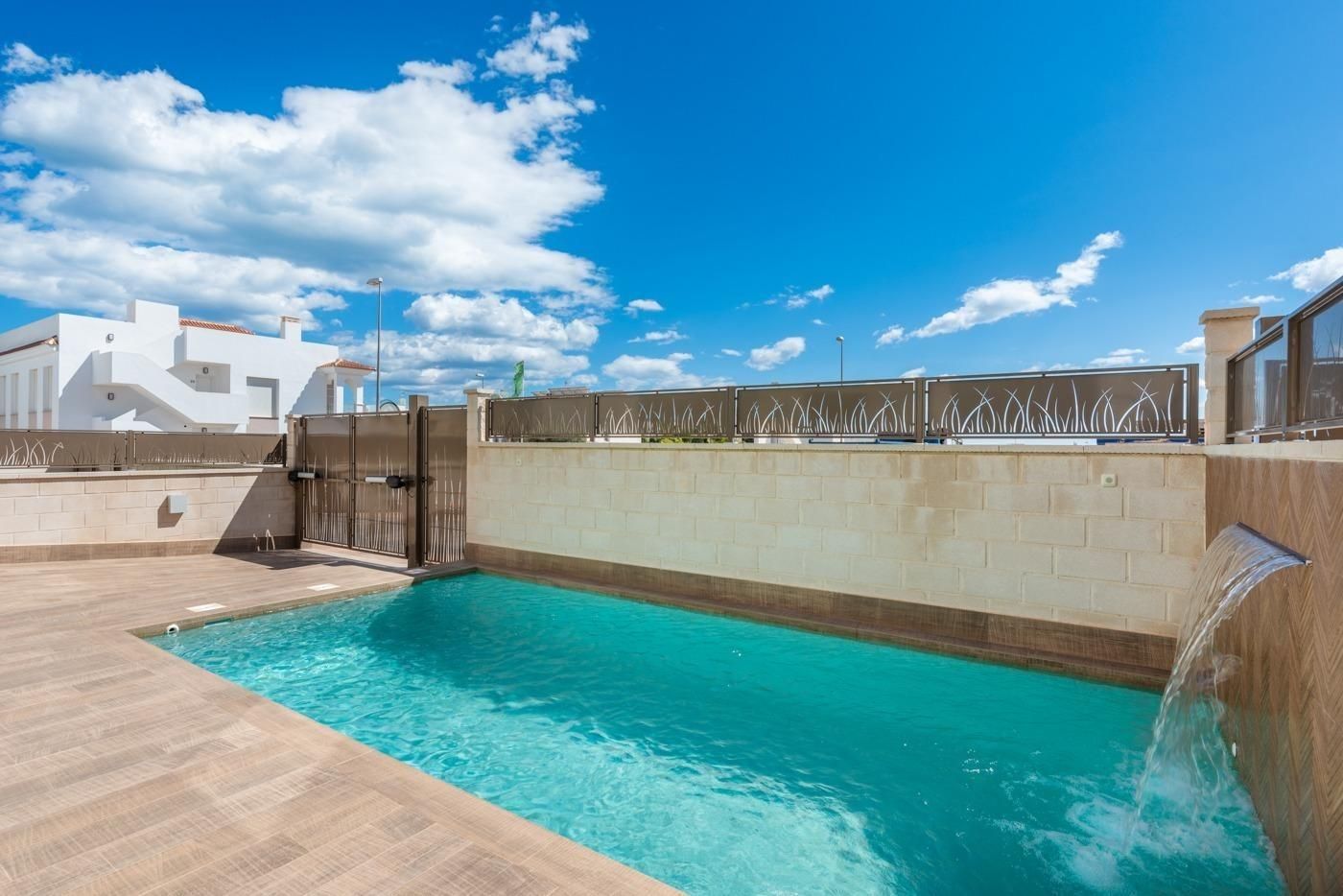 Piscina de Casa o xalet en venda en Orihuela amb Aire condicionat, Terrassa i Piscina