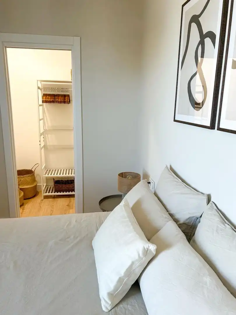 Dormitori de Apartament en venda en Málaga amb Piscina