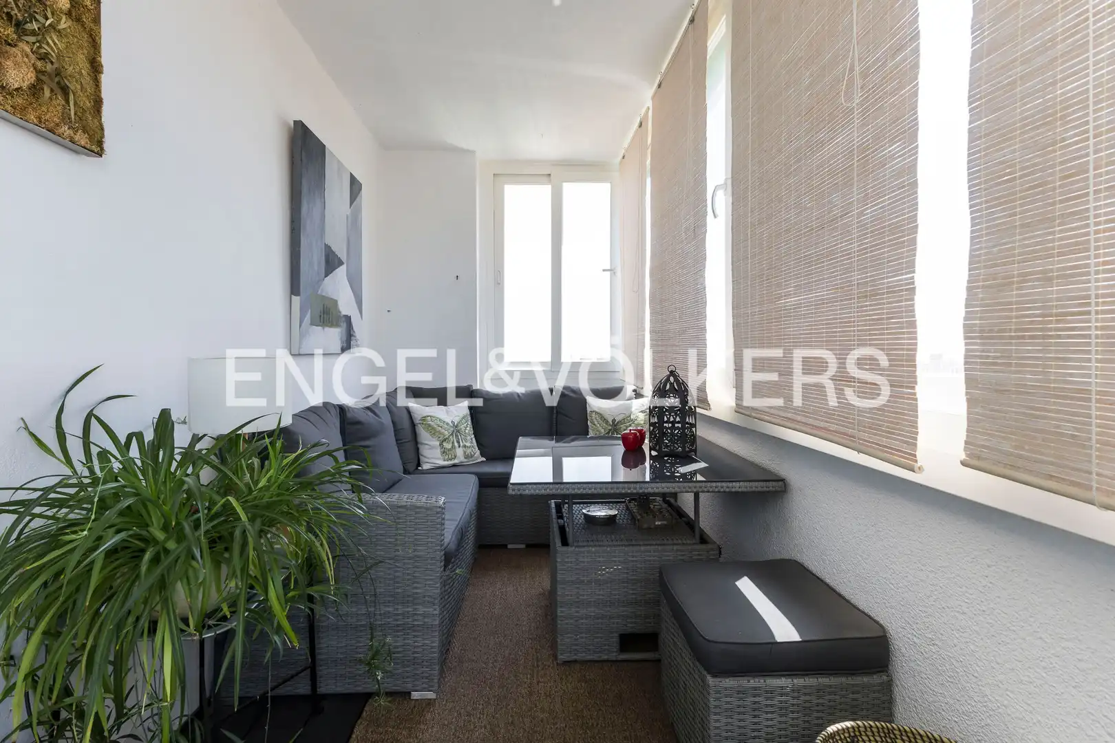 Balcony of Flat for sale in Madrid  with Air Conditioner, Heating and Parquet flooring