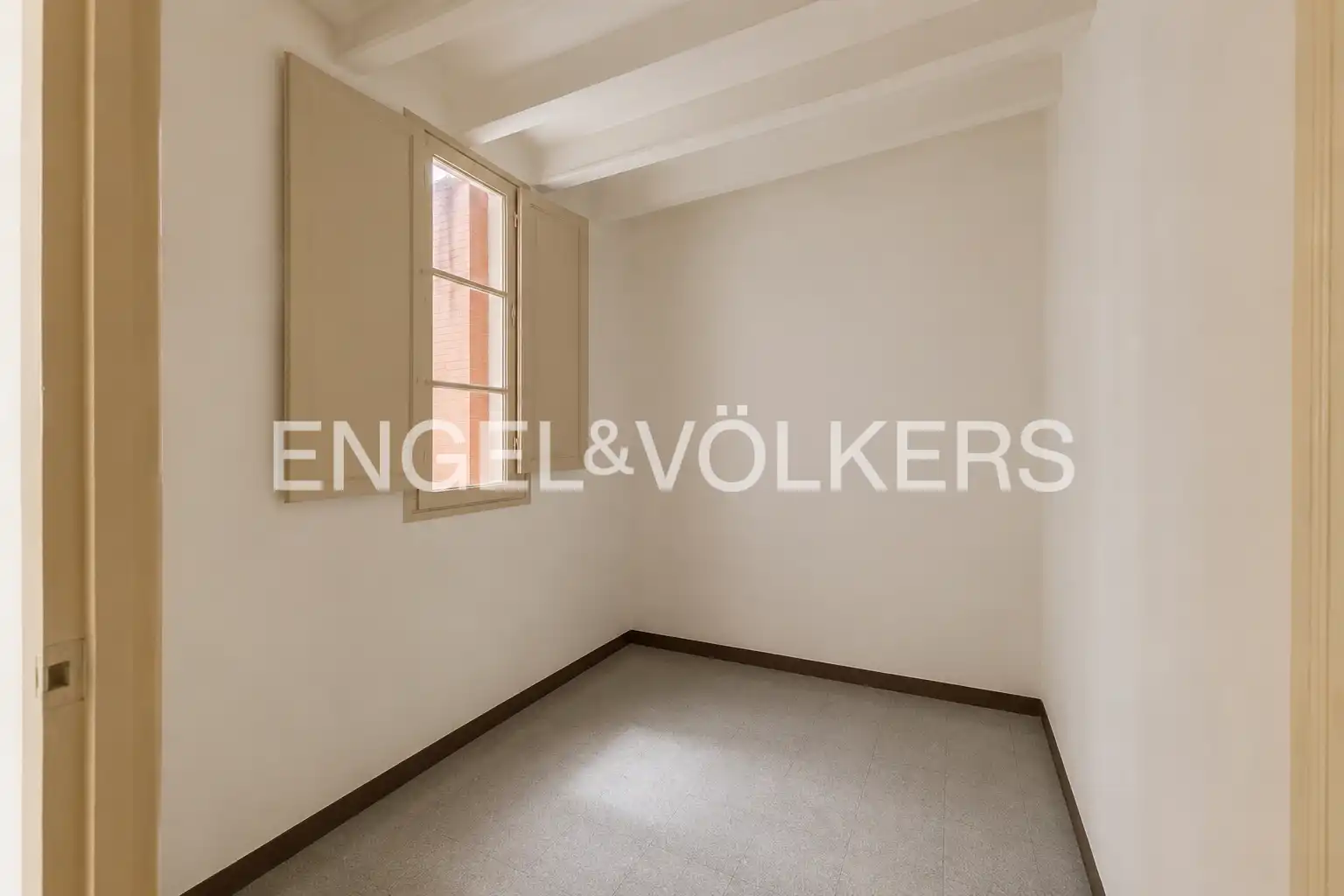 Appartamento con terrazza in vendita a Ciutat Vella, imagen 3