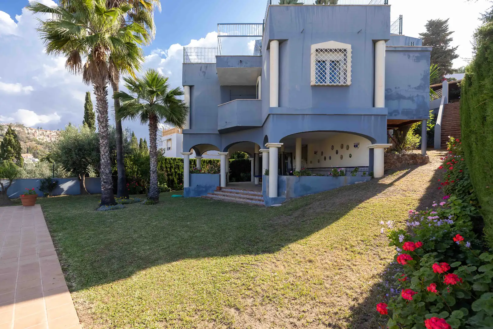 Vista exterior de Casa o chalet en venta en Málaga con Jardín privado, Terraza y Piscina