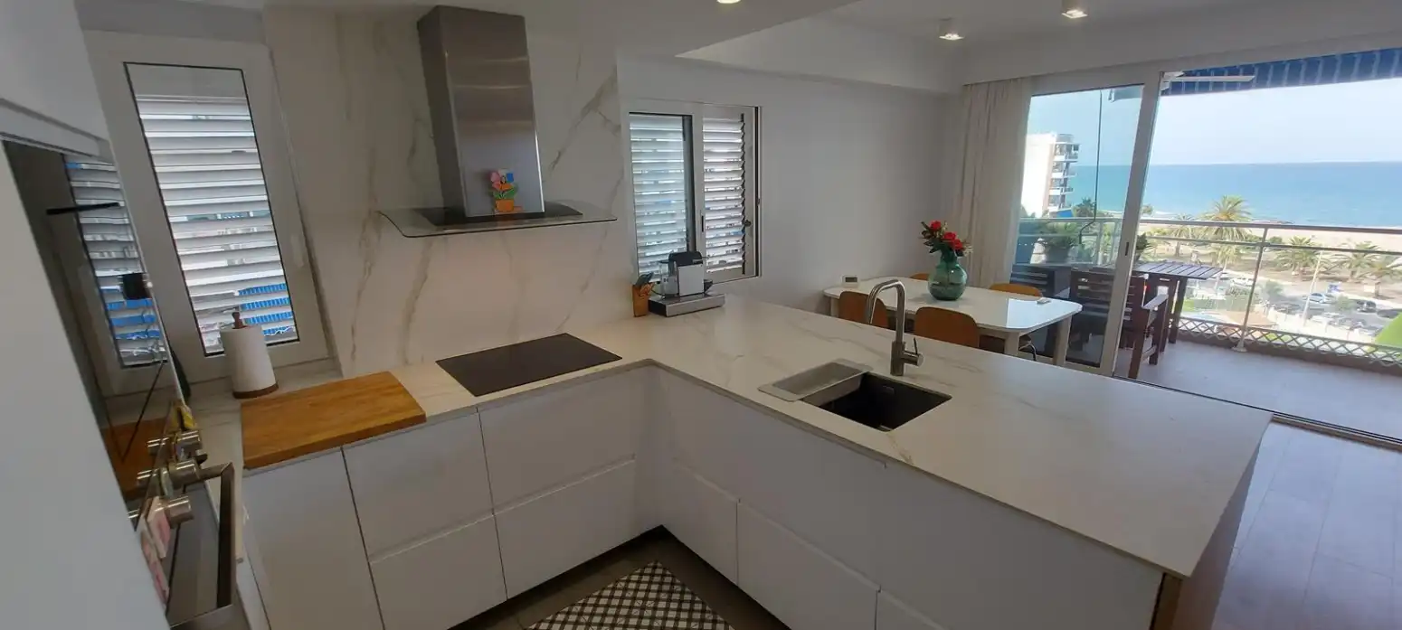 Cocina de Piso de alquiler en Sagunto / Sagunt con Jardín privado, Terraza y Amueblado