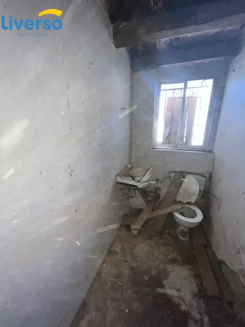 Bathroom of Houses for sale in Barrio de Muñó  with Private garden