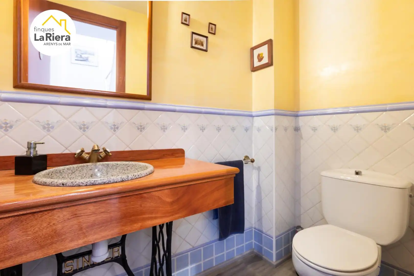 Badezimmer von Haus oder Chalet zum Verkauf in Arenys de Munt mit Heizung, Terrasse und Abstellraum