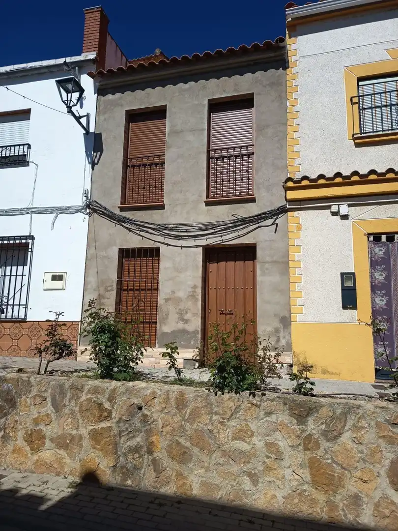 Vista exterior de Casa o chalet en venta en Villanueva del Rey con Balcón