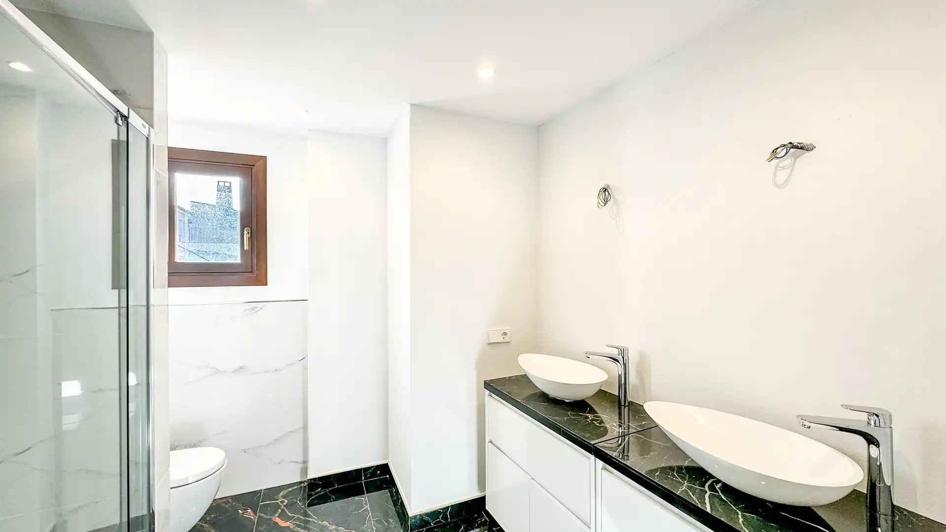 Badezimmer von Dachboden zum Verkauf in Felanitx mit Klimaanlage, Terrasse und Balkon