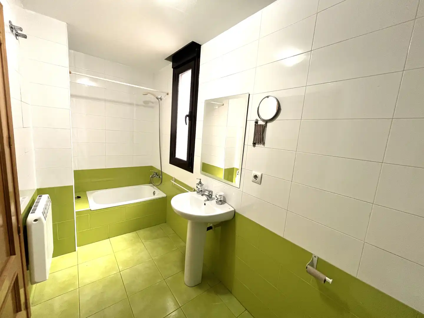 Baño de Dúplex en venta en Illescas con Calefacción, Trastero y Balcón