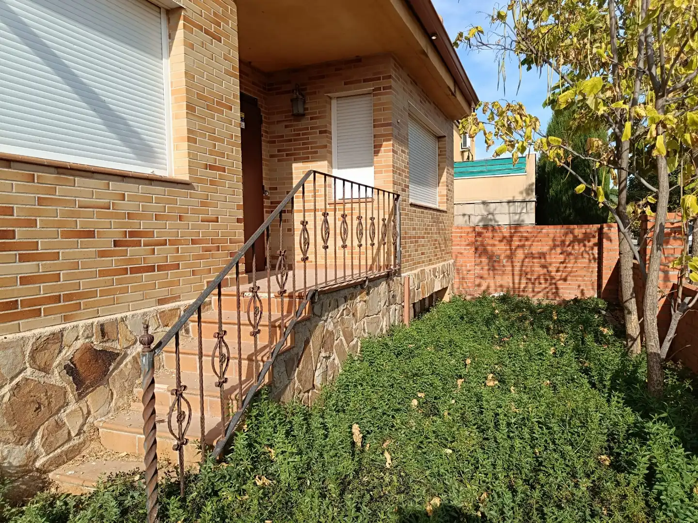 Detached house with garden for sale in Calle los Álamos, imagen 4
