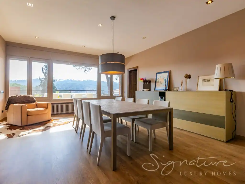 Comedor de Casa o chalet en venta en Sant Cugat del Vallès con Calefacción, Jardín privado y Terraza