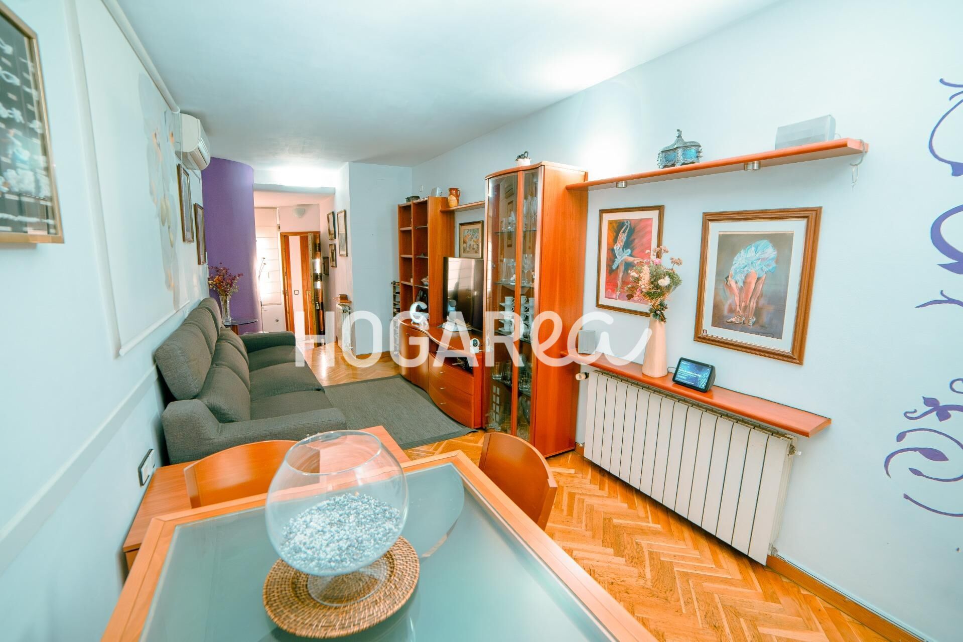 Living room of Single-family semi-detached for sale in Badalona  with Air Conditioner, Heating and Parquet flooring