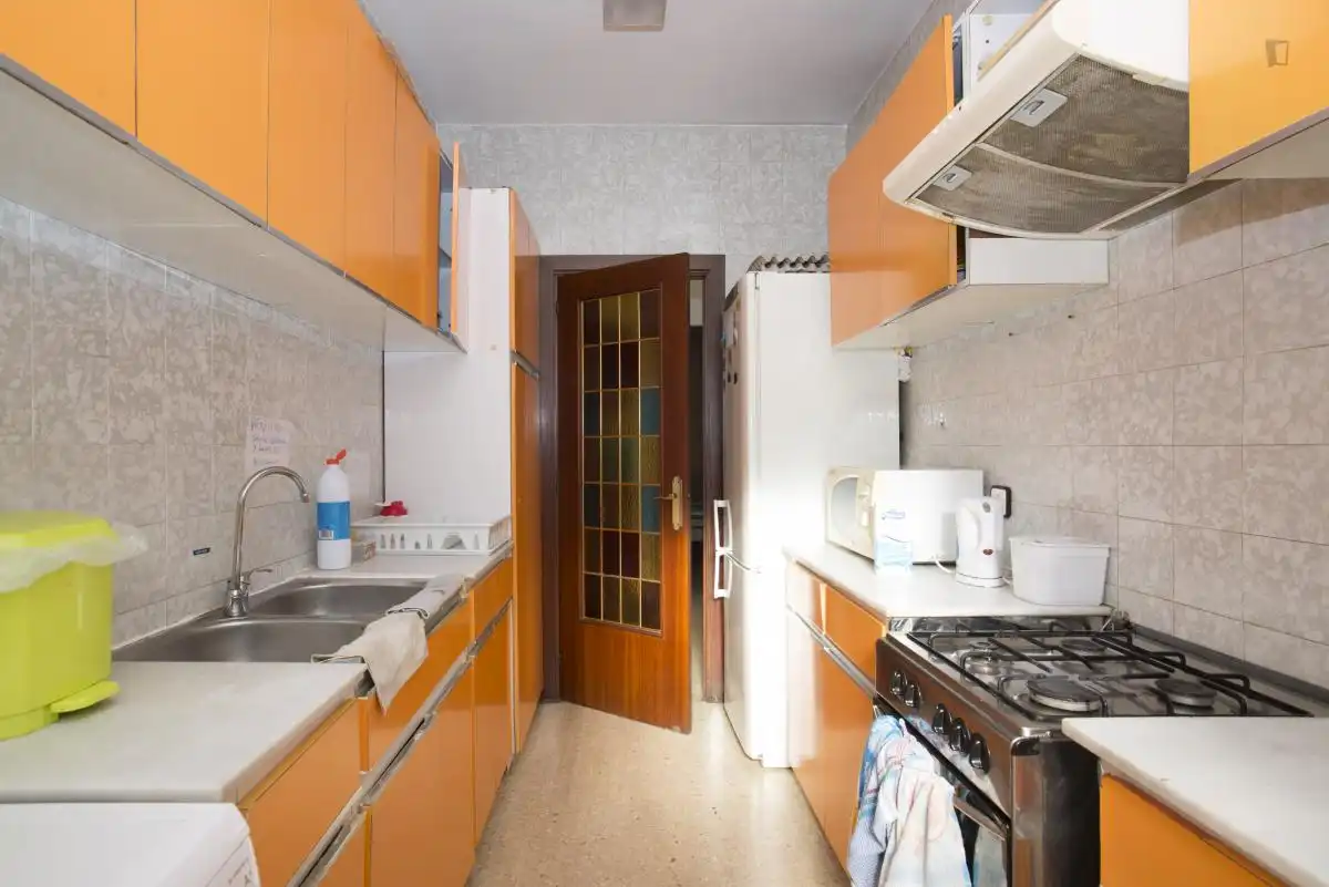 Habitació a Sant Martí de Provençals