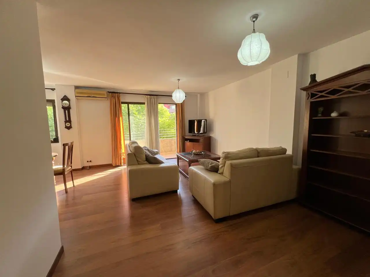 Wohnung zur Miete in calle de l'Arxiduc Carles, Vara de Quart