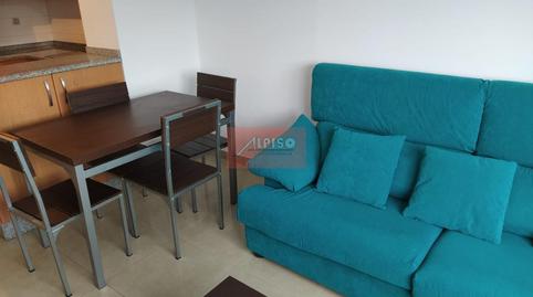 Foto 3 de Estudio de alquiler en San Cibrao das Viñas, Ourense