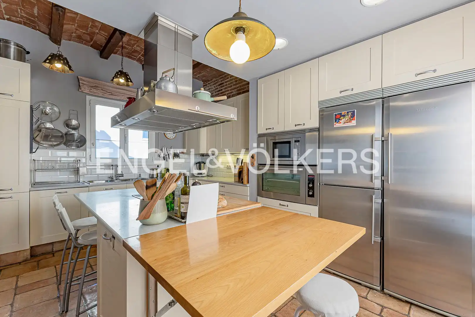 Kitchen of Duplexes for sale in Barcelona  with Air Conditioner, Heating and Private garden