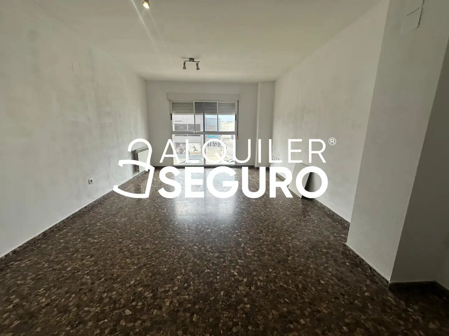 Vista exterior de Piso de alquiler en Meliana con Calefacción