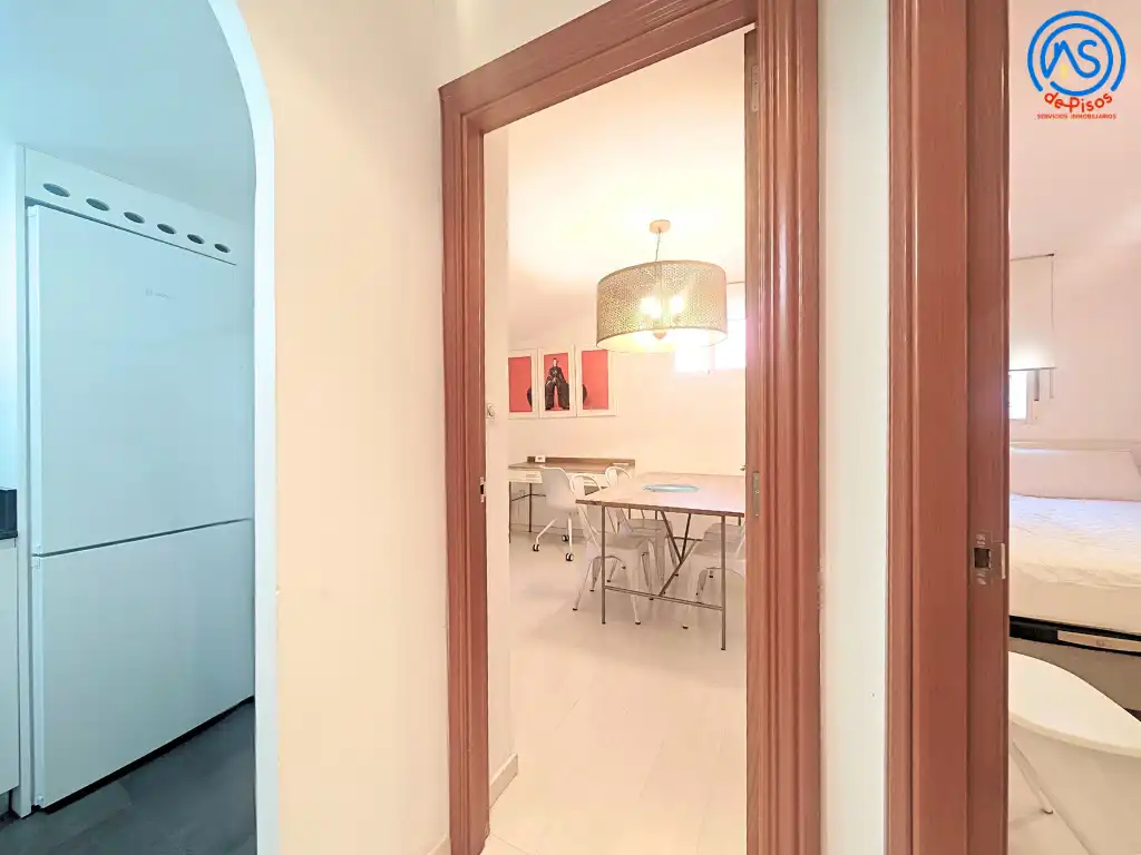 Wohnung zur Miete in Calle de Santa Isabel, 13, Alfonso