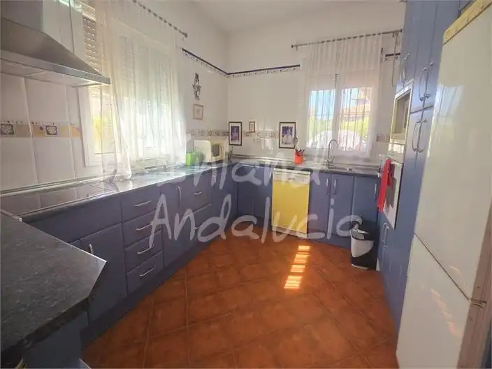 Xalet en venda a Alcaucín, imagen 2
