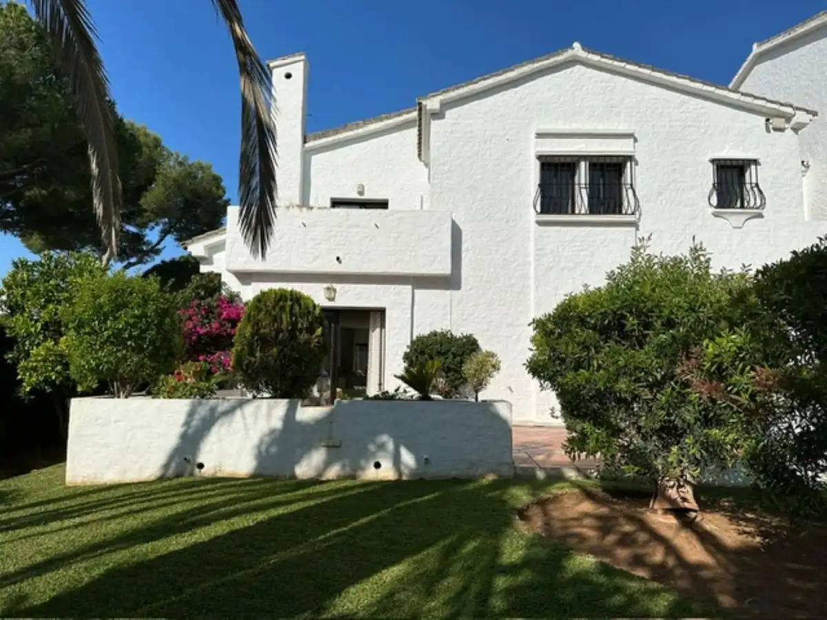 Reihenhaus zum Verkauf in Nueva Andalucía