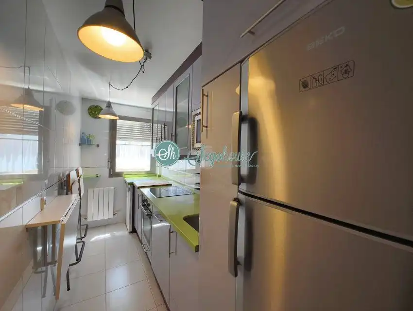 Cocina de Piso en venta en Torrecaballeros con Calefacción y Internet