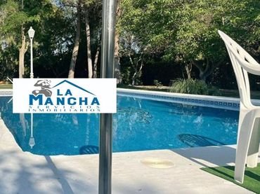 Maison rustique avec piscine à vendre à Calle GARDENIA