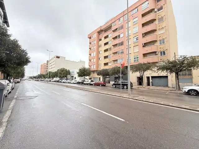 Außenansicht von Wohnung zum Verkauf in Castellón de la Plana / Castelló de la Plana mit Klimaanlage, Heizung und Abstellraum