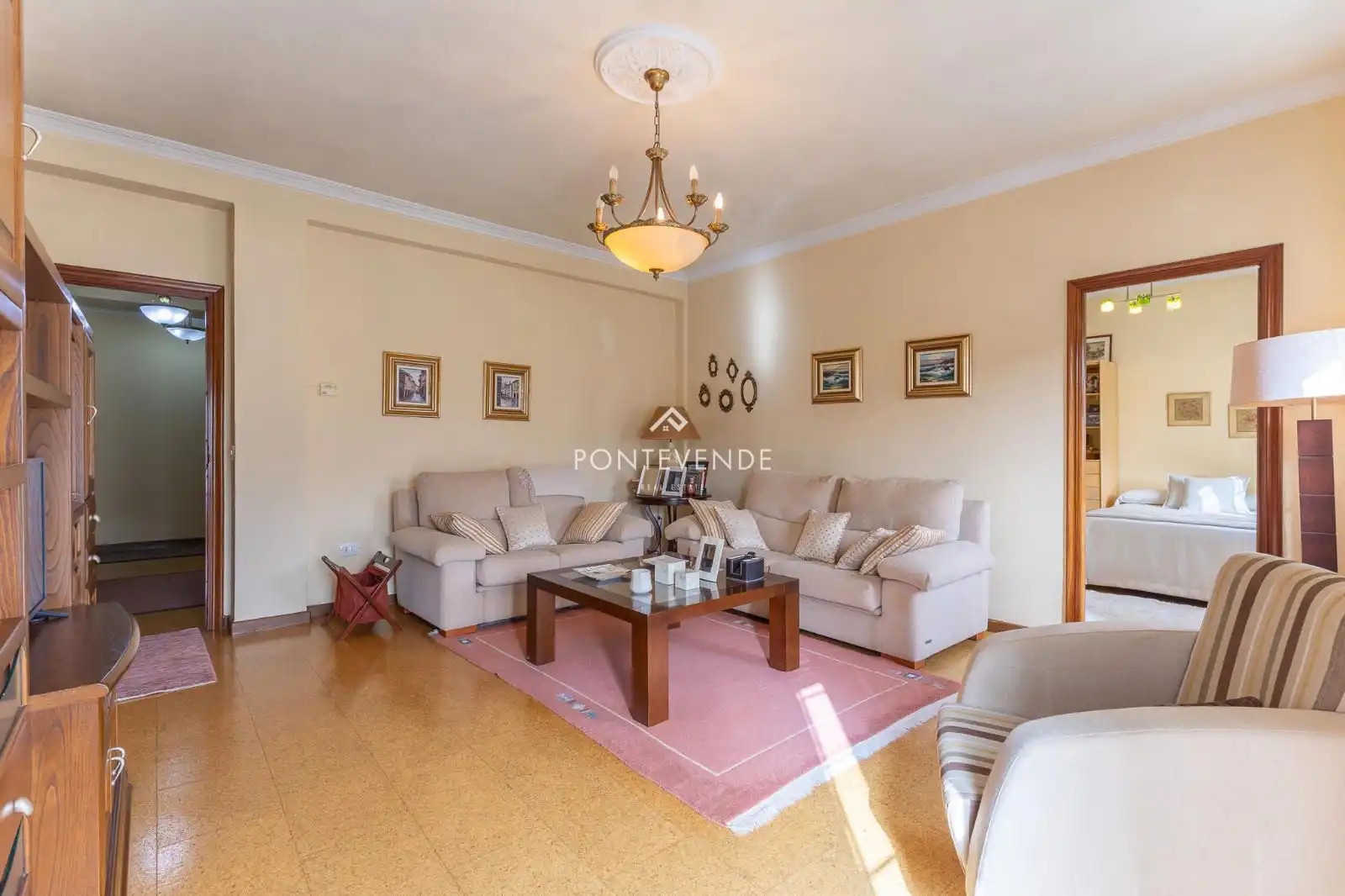 Sala d'estar de Casa o xalet en venda en Vilaboa amb Calefacció, Terrassa i Traster